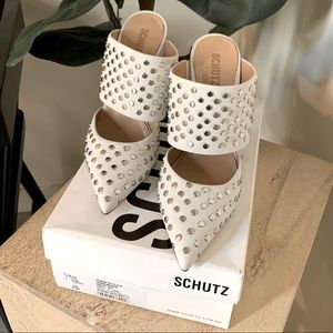 9.5 SCHUTZ LIANE PUMP WHITE